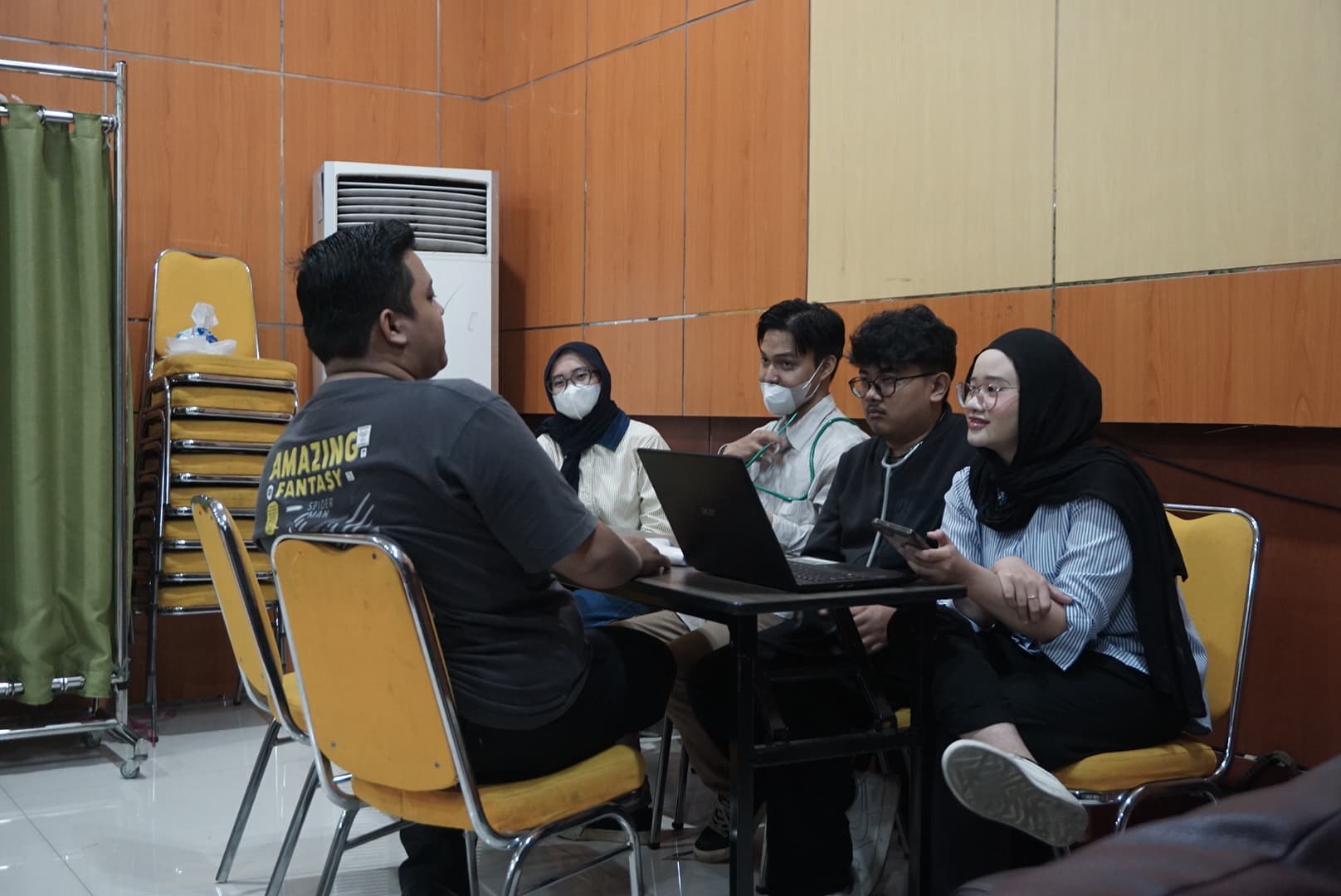 Gallery Debate 2025