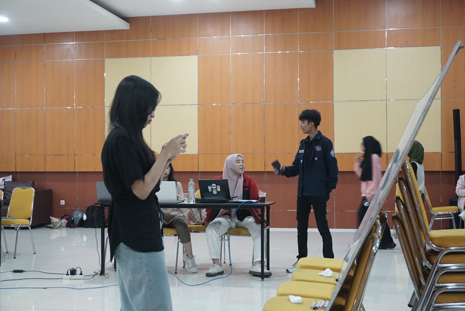 Gallery Debate 2025